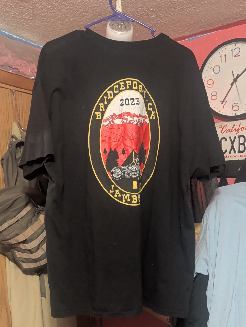 Black Bridgeport CA 2023 Graphic Tee - Men's Short Sleeve Shirt